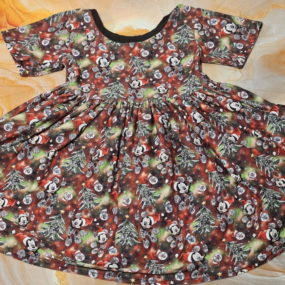 Girls Christmas Character Milk Silk Twirl Dress Size 4T Holiday